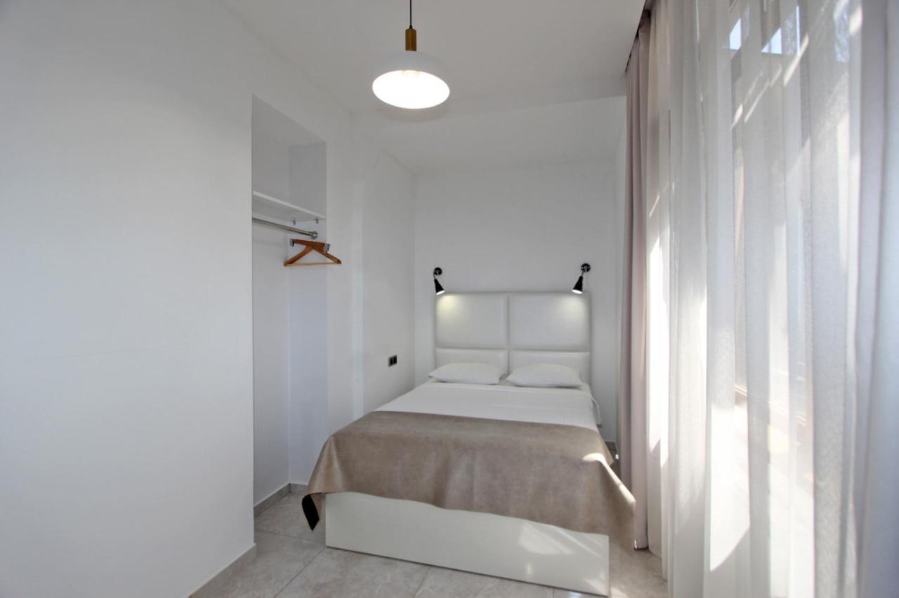 Appartment Lux, 2 Bedroom Erywań Zewnętrze zdjęcie
