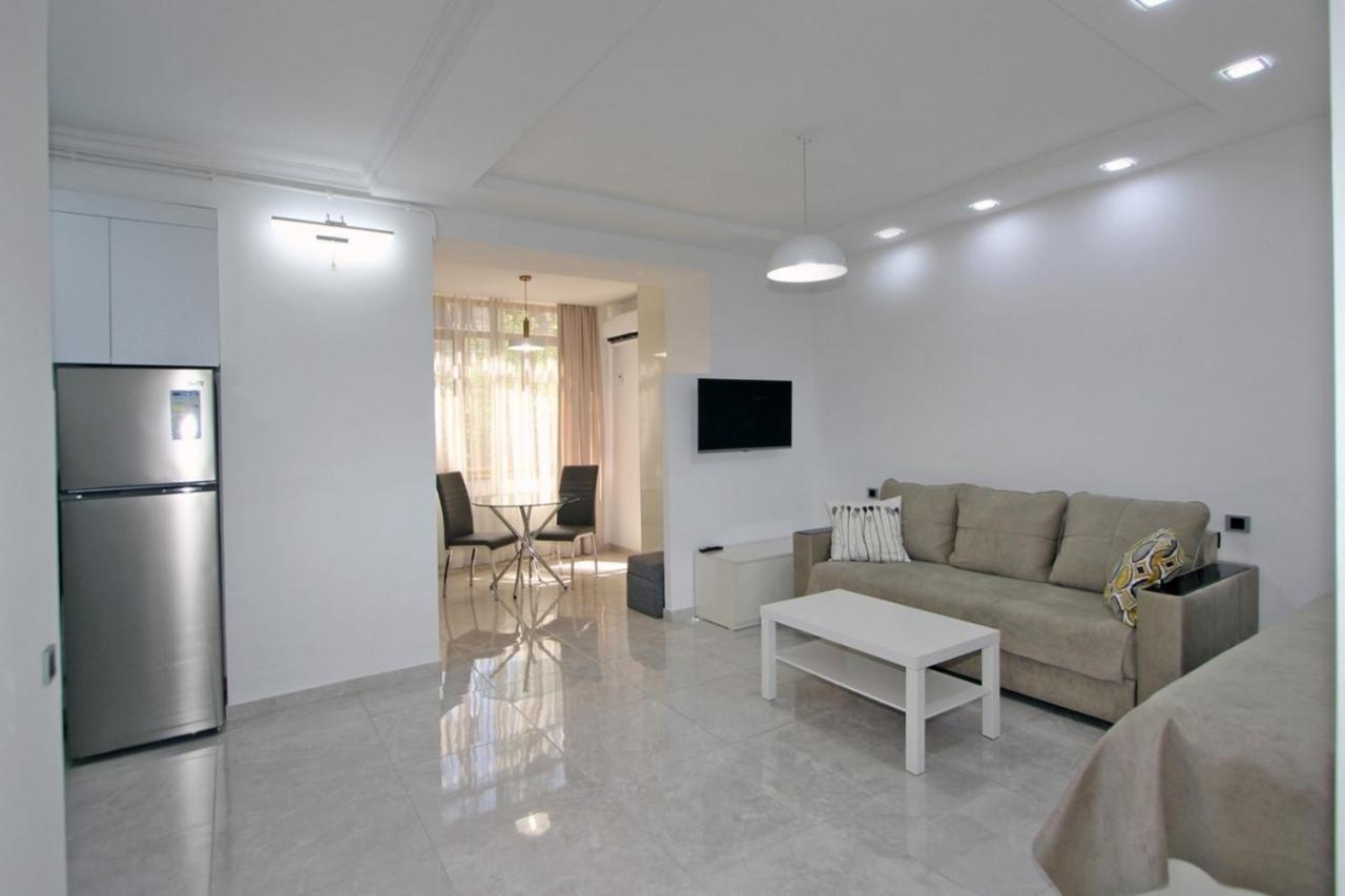 Appartment Lux, 2 Bedroom Erywań Zewnętrze zdjęcie